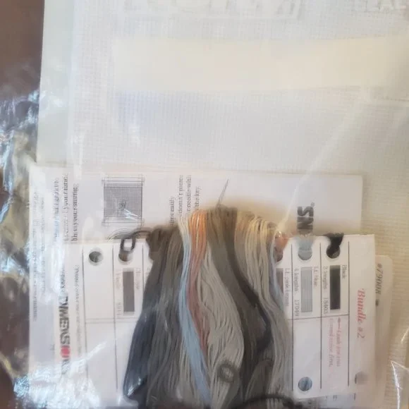 Circle of Wolves Creative Accents Counted Cross Stitch - Picture 4 of 4